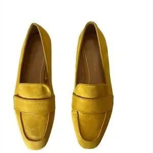 Zara Metallic Gold Textured Loafers NEW Size 8 Zara Gold metallic loafers with gold buckle | Mercari main image 2